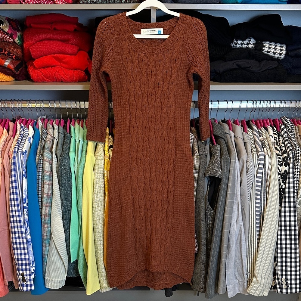 Sparrow rust cable knit 3/4 sleeve crew neck midi sweater dress size XS